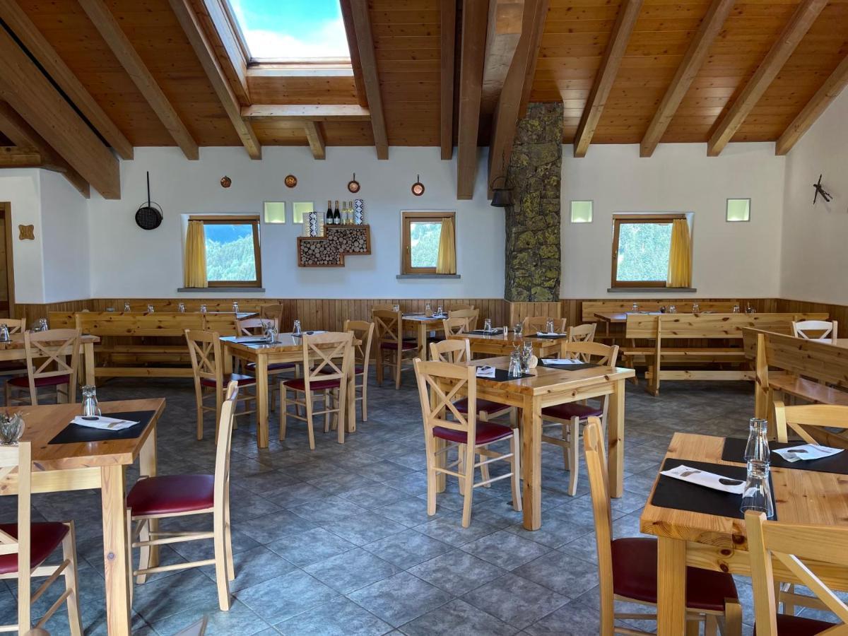 Hotel San Carlo, Tra Bormio E Livigno Isolaccia Dış mekan fotoğraf