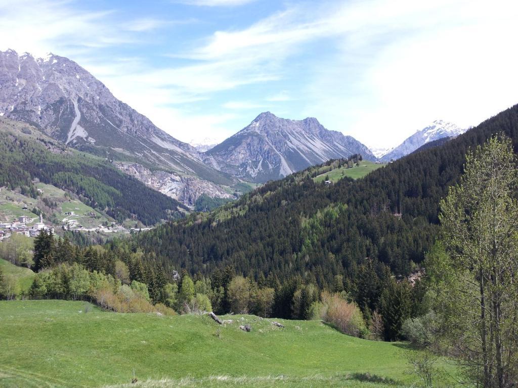 Hotel San Carlo, Tra Bormio E Livigno Isolaccia Dış mekan fotoğraf